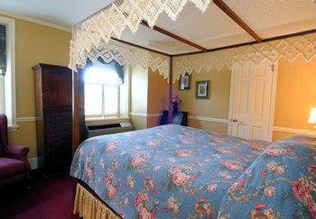 Inn Logan